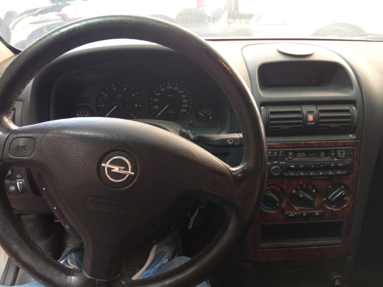 Opel Astra 1.6i 16V cat Station Wagon Sport