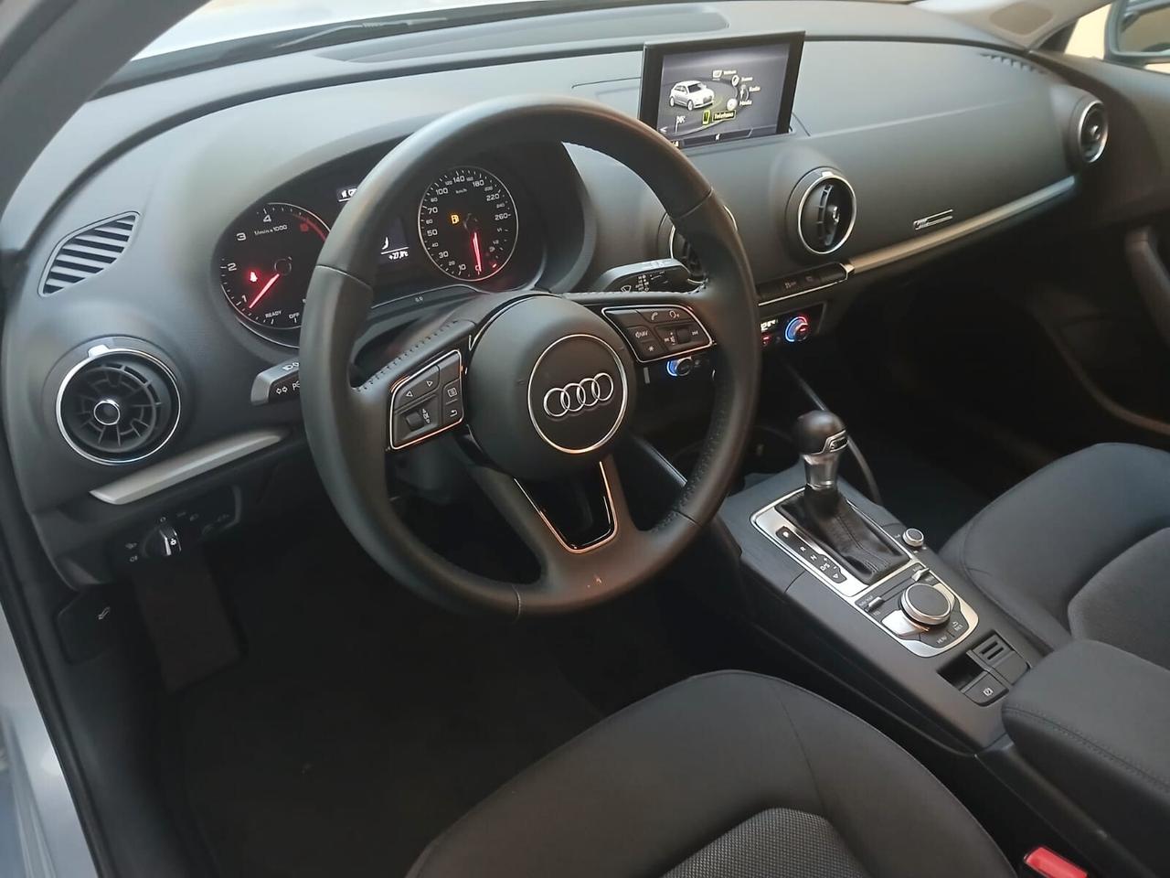 Audi A3 SPB 35 TDI S tronic Business