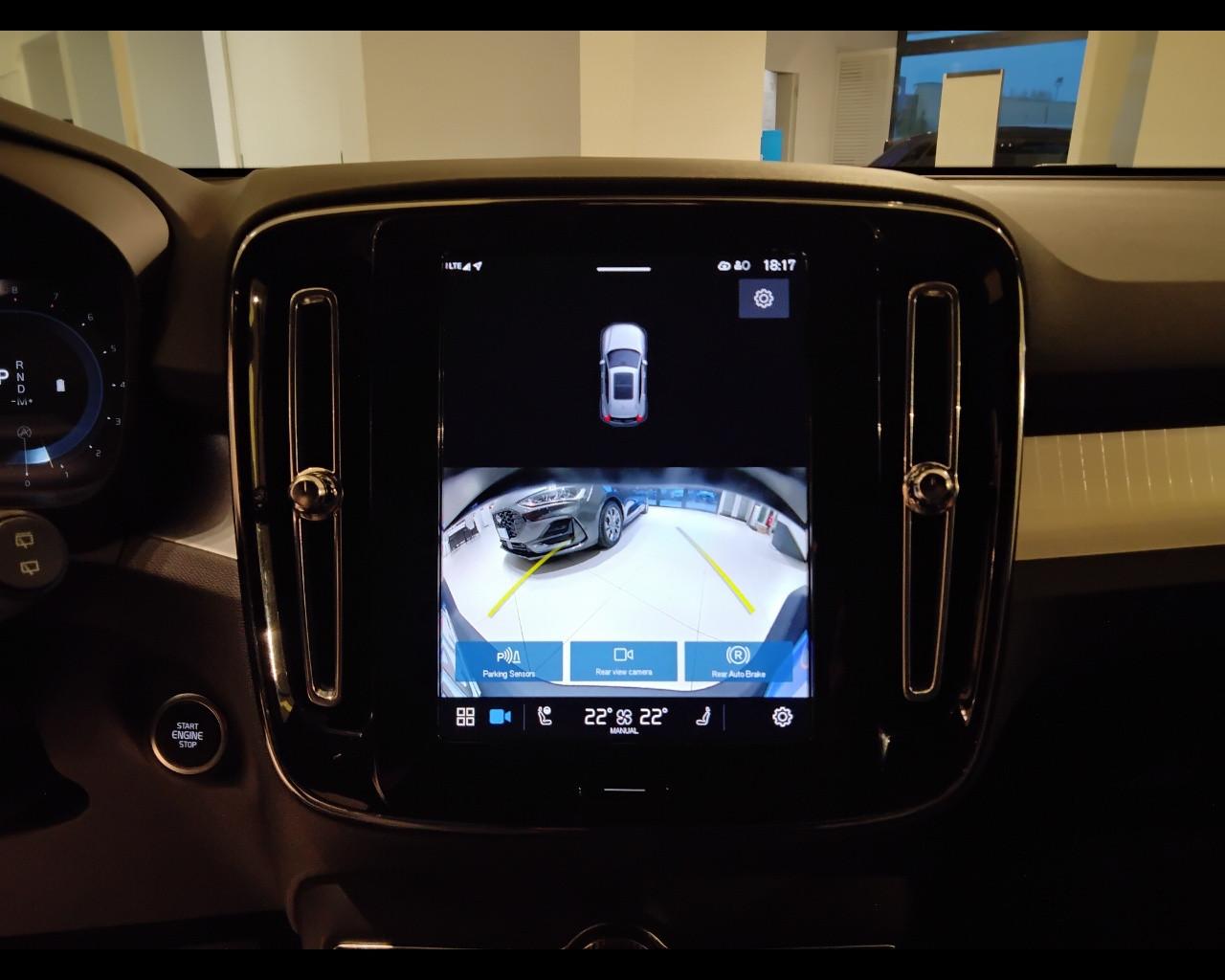 VOLVO XC40 2023 - XC40 2.0 b3 Core auto