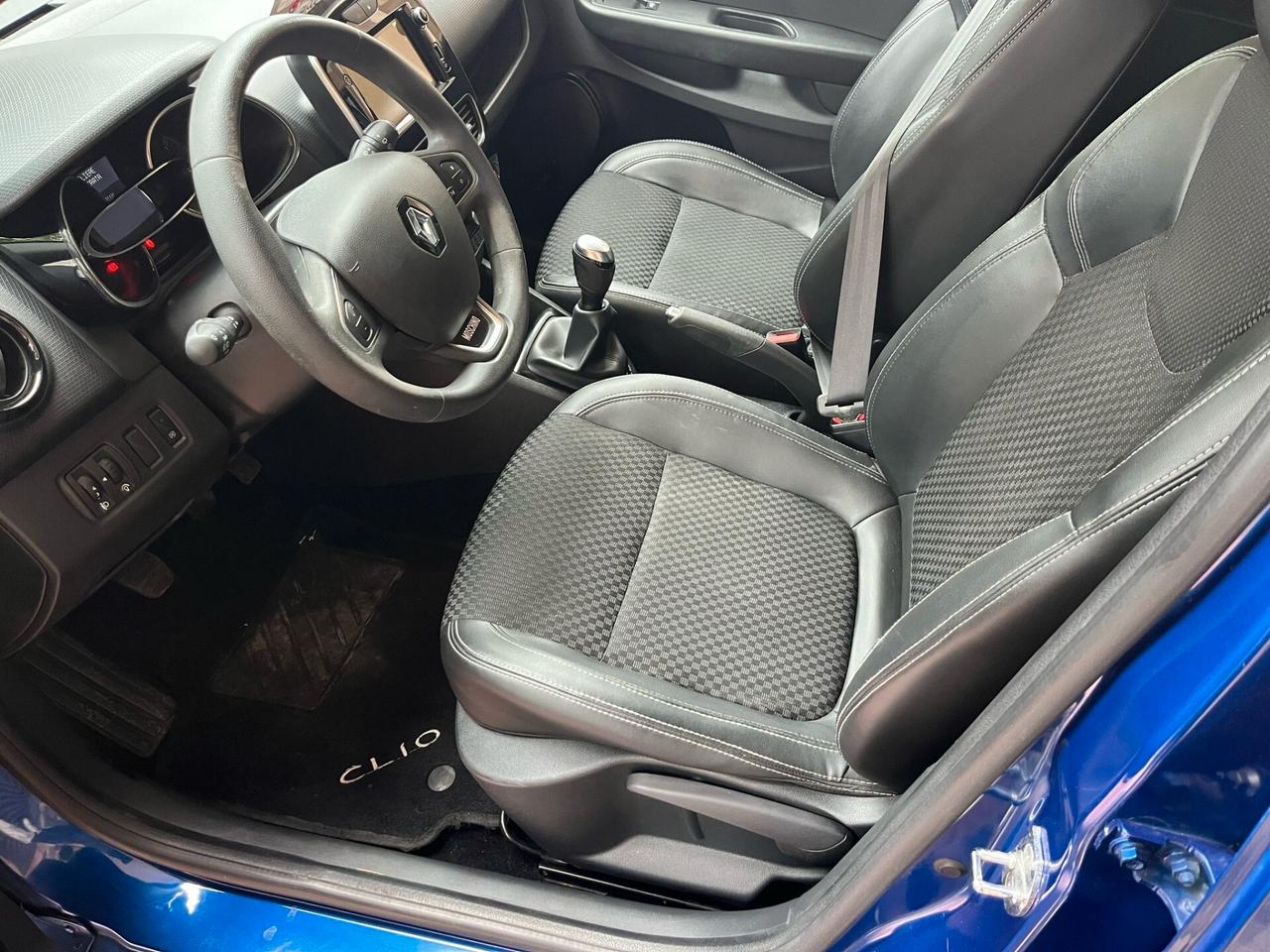 RenaultClio 1.5dCi 90CV 5p Navi Retro-19