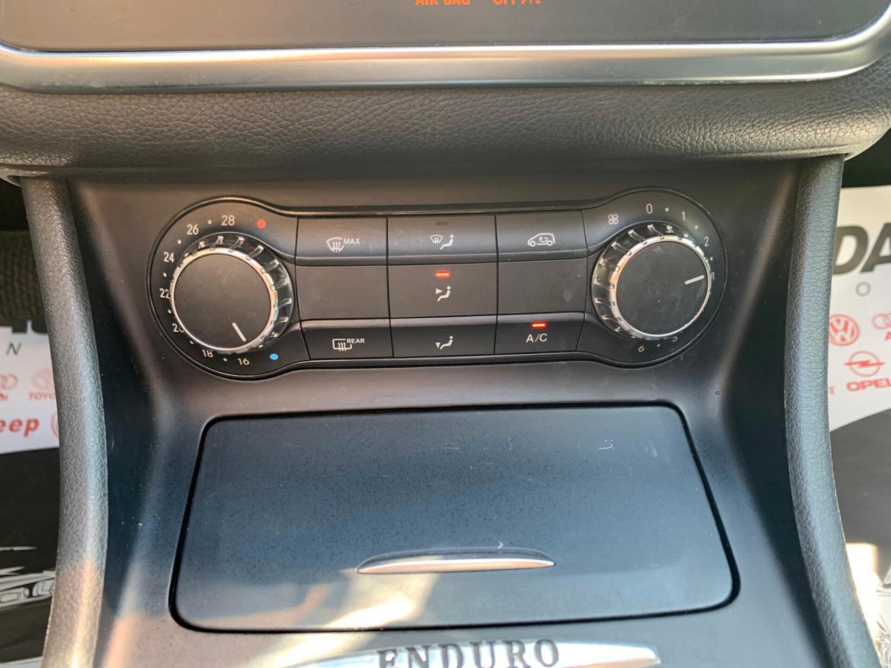 Mercedes-benz GLA 200 d Enduro Activity