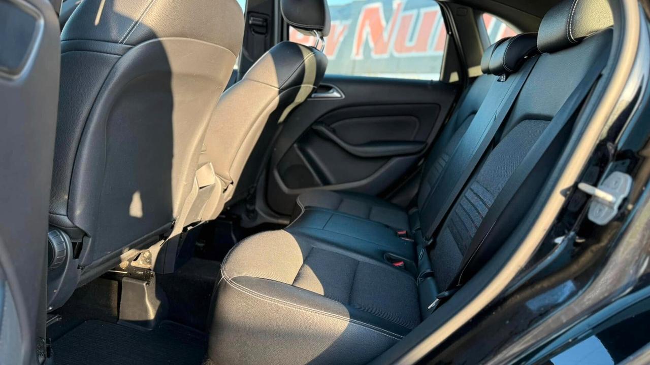 Mercedes Classe B 180 CDI Sport Automatic 110cv 2017