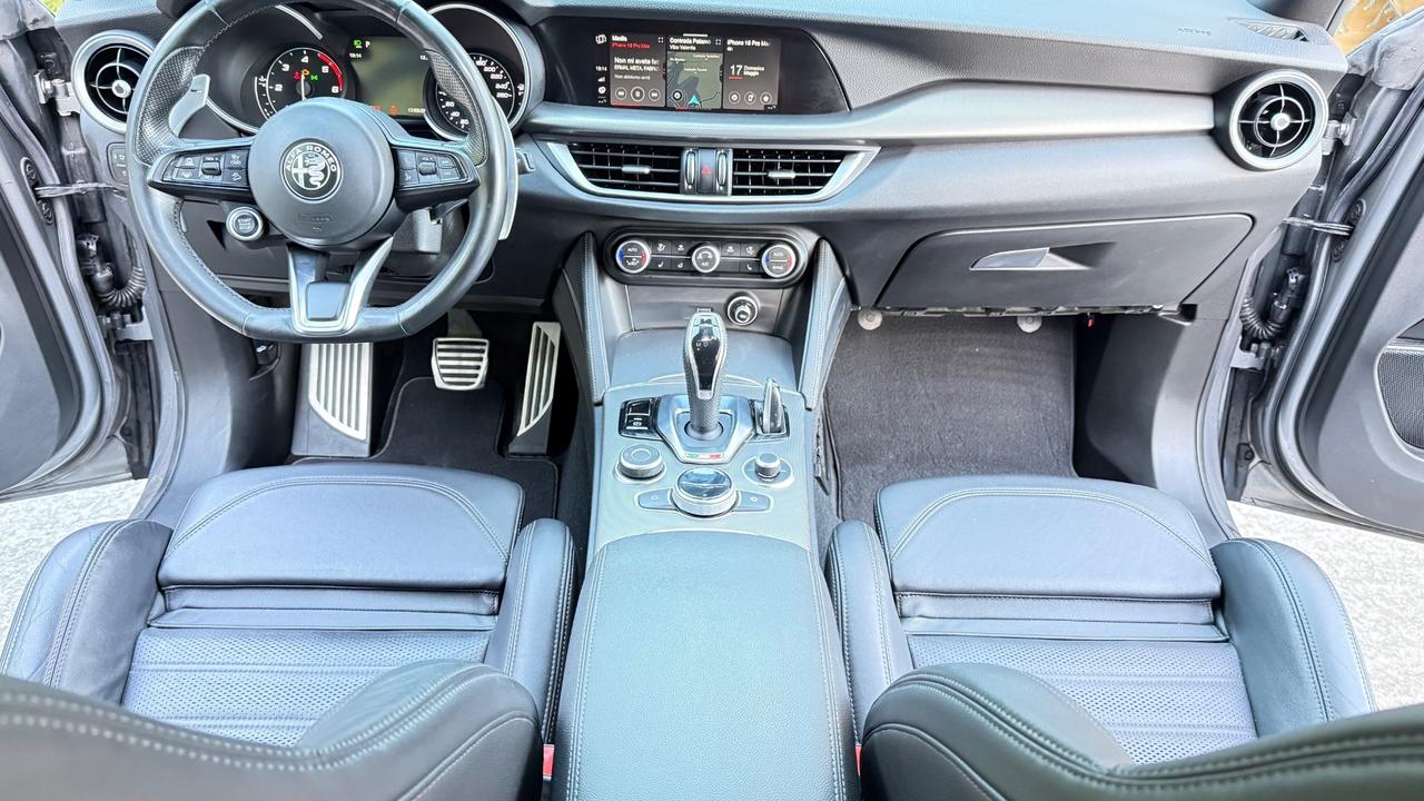 Alfa Romeo Stelvio 2.2 Turbodiesel 210 CV AT8 Q4 Veloce