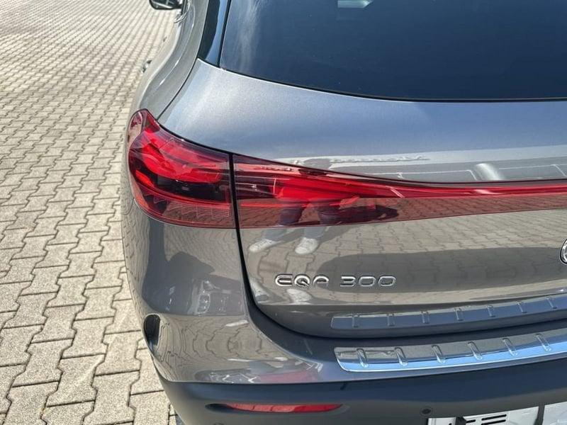 Mercedes-Benz EQA 300 4Matic AMG Line Advanced Digital Edition
