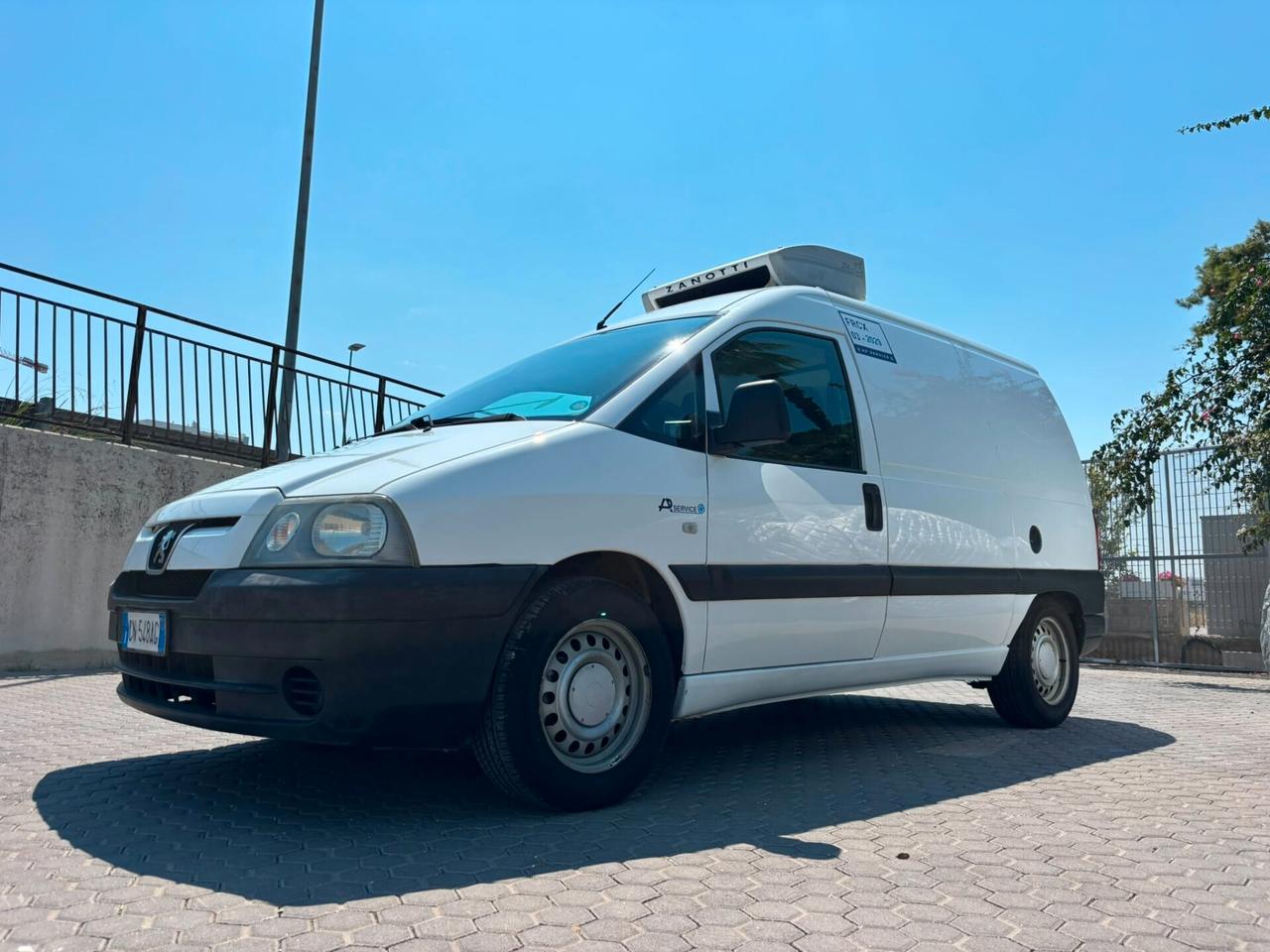 PEUGEOT EXPERT 2.0 HDi COIBENTATO FRIGO - ATP 2029 - PERFETTO