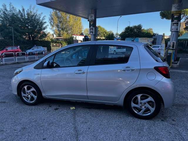 Toyota Yaris Yaris III 2015 5p 1.5h Active