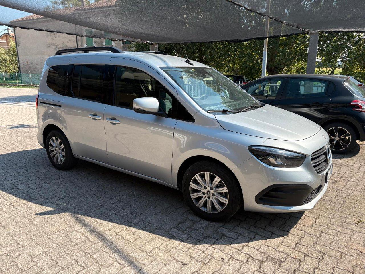 Mercedes T 180 D Progressive 7G-DCT Long GANCIO OK NEOPATENTATO