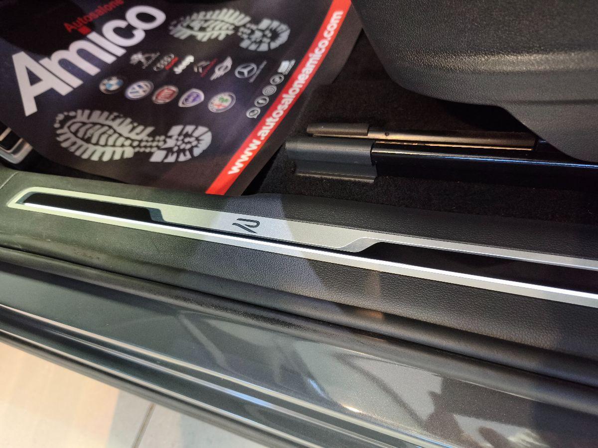 VOLKSWAGEN Tiguan 2.0 TDI DSG 4MOT R-Line Solo 68.000km