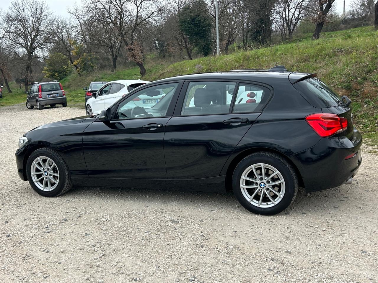 Bmw 116 116d 5p. Business neopatentati