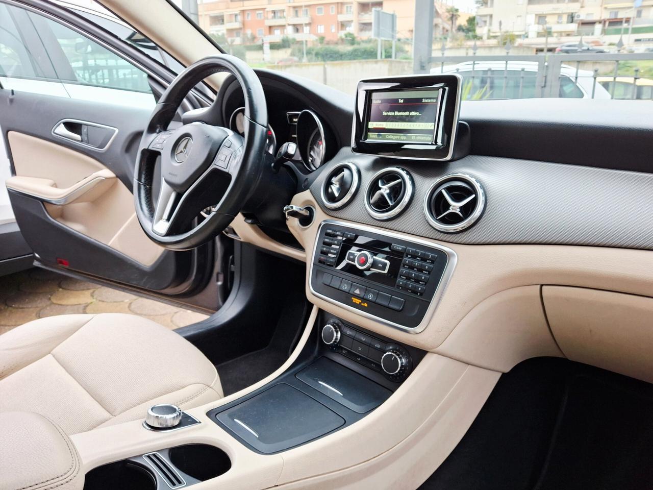 Mercedes-benz GLA 200 d Automatic Sport