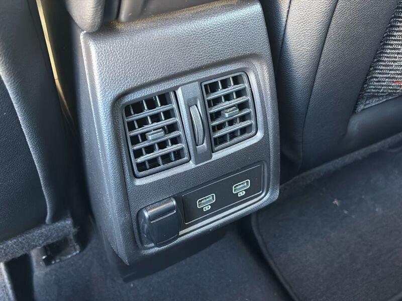Renault Captur Captur 1.6 E-Tech Plug-in Hybrid Intens 160cv auto my21