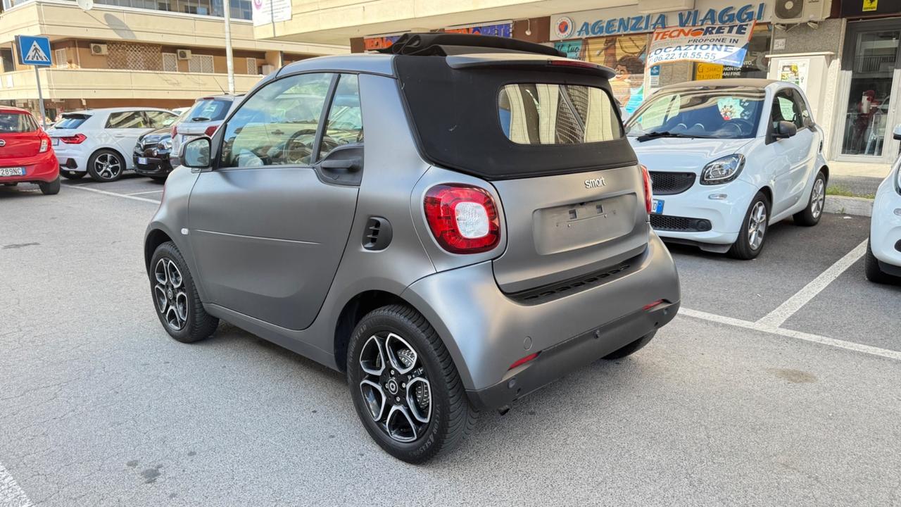 Smart ForTwo 90 0.9 T twinamic cabrio Prime LED NAVI KAMERA BRACCIOLO PELLE CERCHI 16 PDC BLUETOOTH
