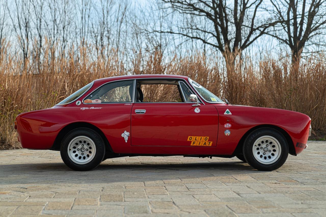 Alfa Romeo GT 2000 VELOCE replica "GTAM" - RDS01399