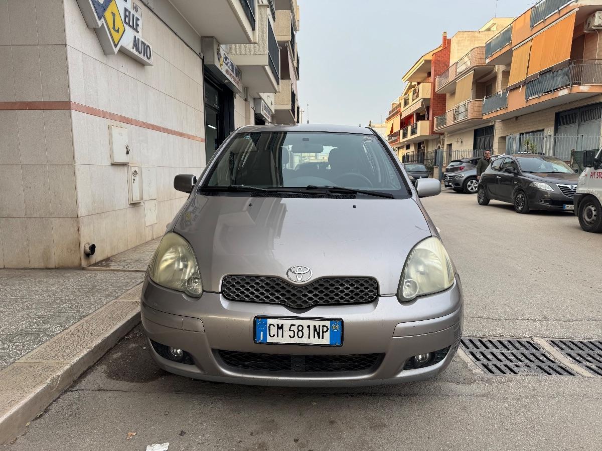 TOYOTA YARIS 1.4 Tdi D-4D Sol