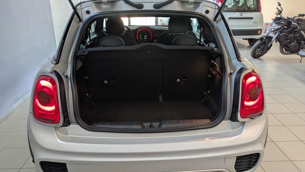 Mini Mini 1.5 Cooper aut. Hype NEOPATENTATI