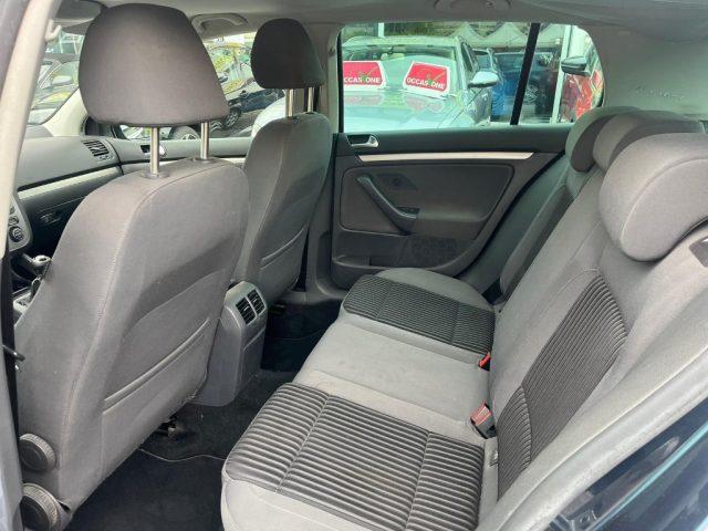VOLKSWAGEN Golf 1.6 16V FSI 5p. SportLine