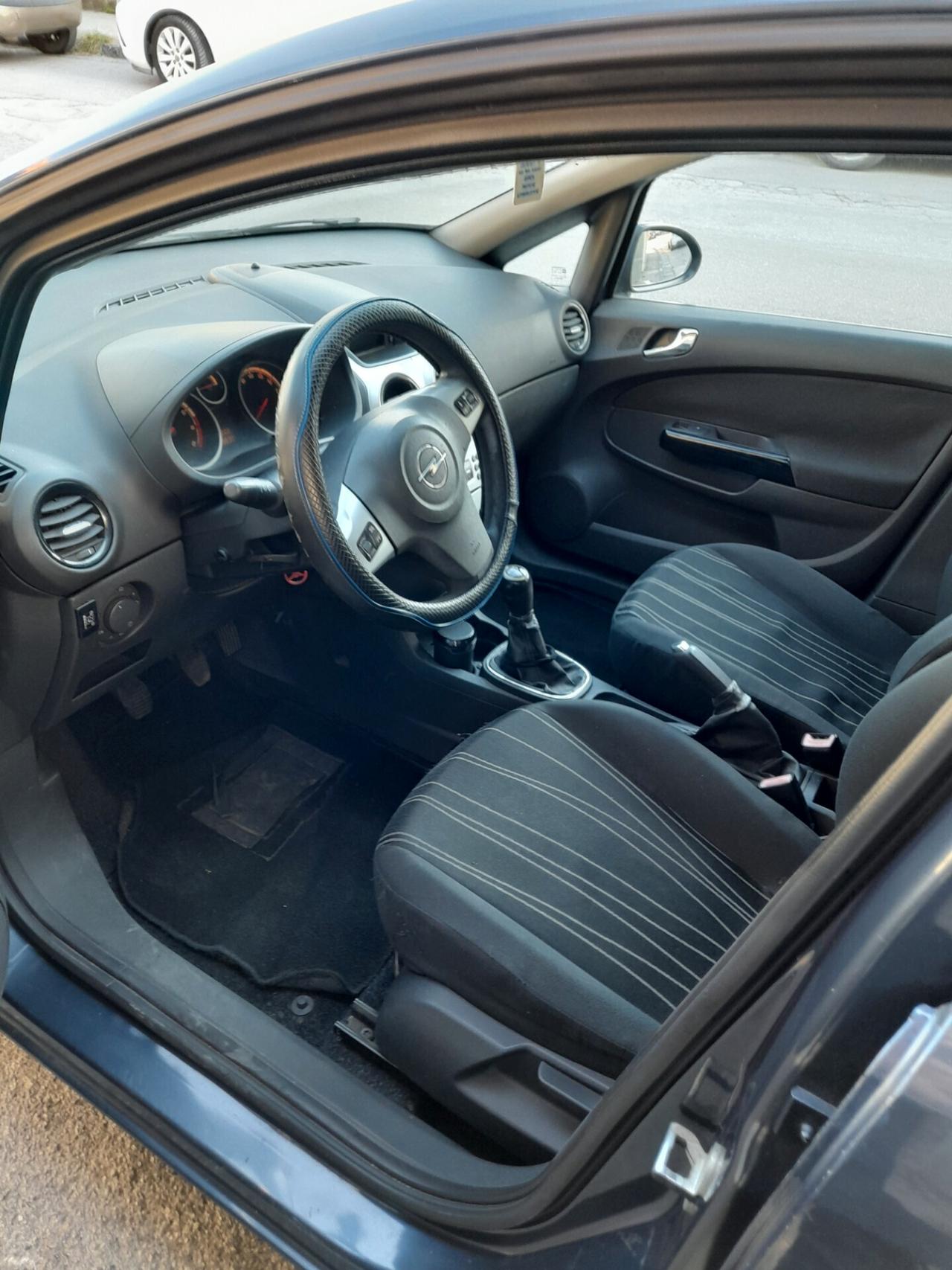 Opel Corsa 1200 GPL FINO AL 2030