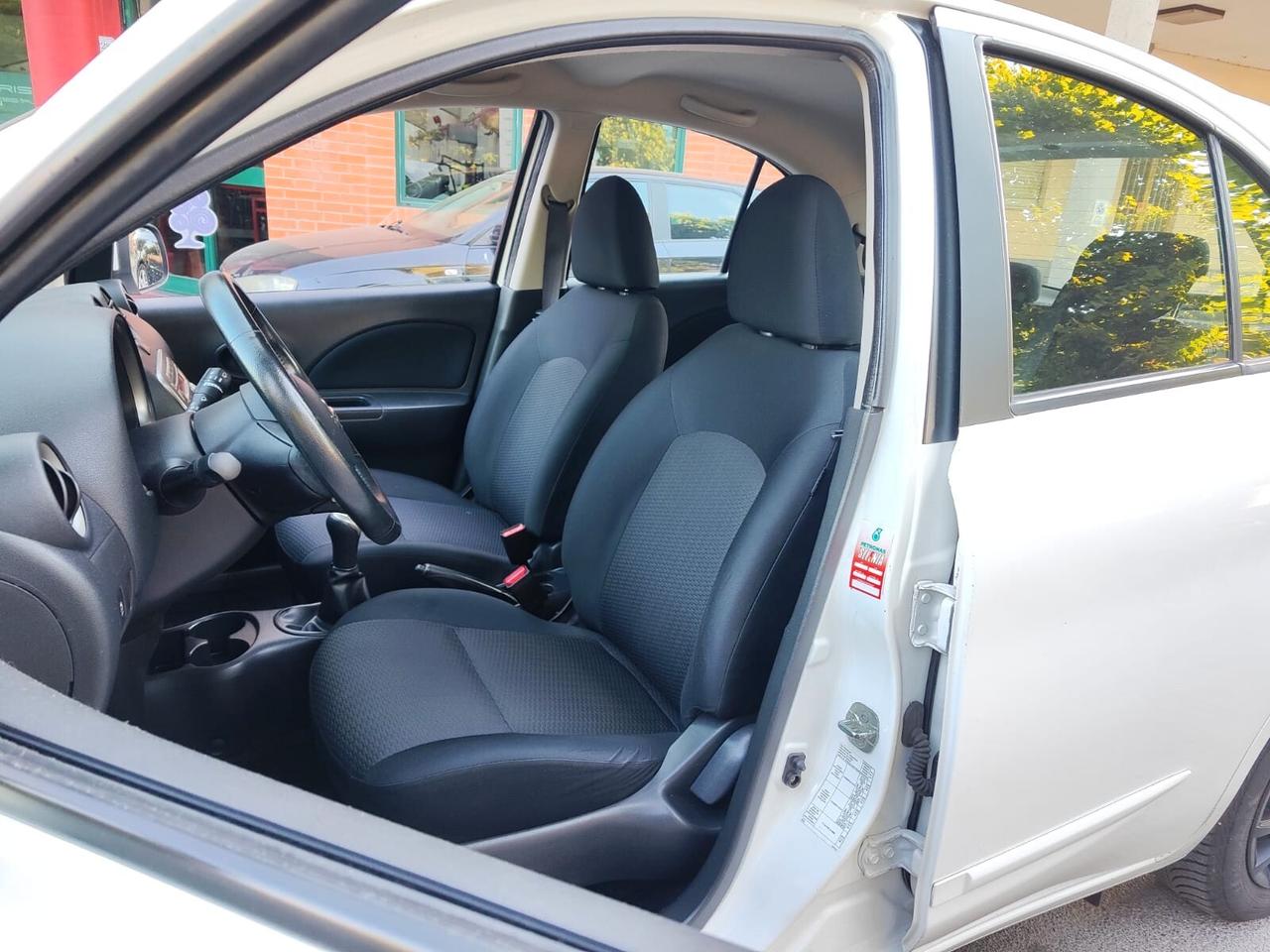 Nissan Micra 1.2 12V 5 porte Tekna - 2013