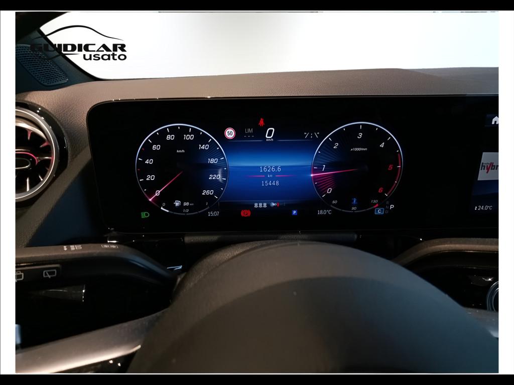 Mercedes-Benz GLA-H247 2023 - GLA 200 d AMG Line Advanced Plus auto