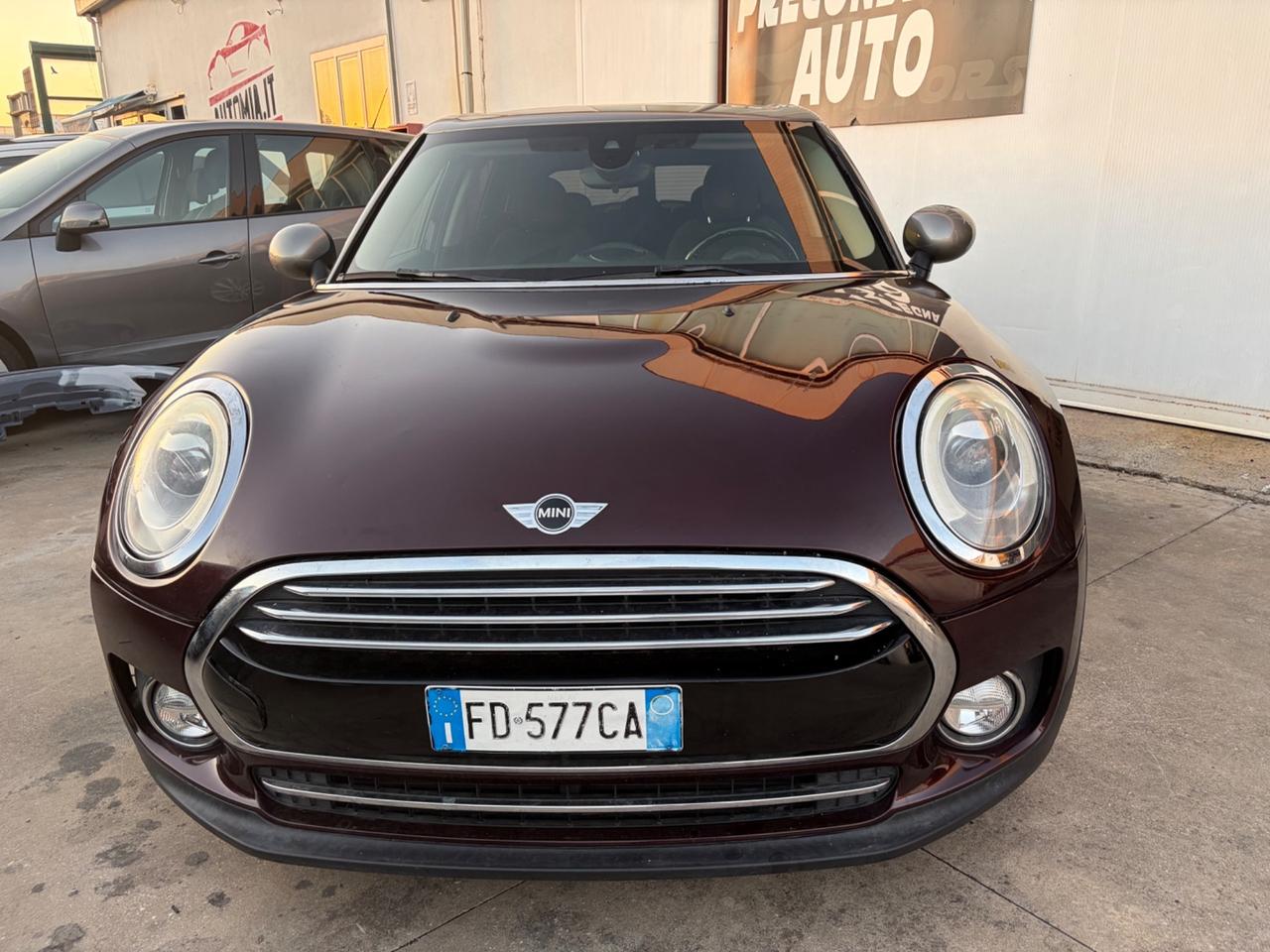 Mini Cooper D Clubman 2.0 Hype FULL