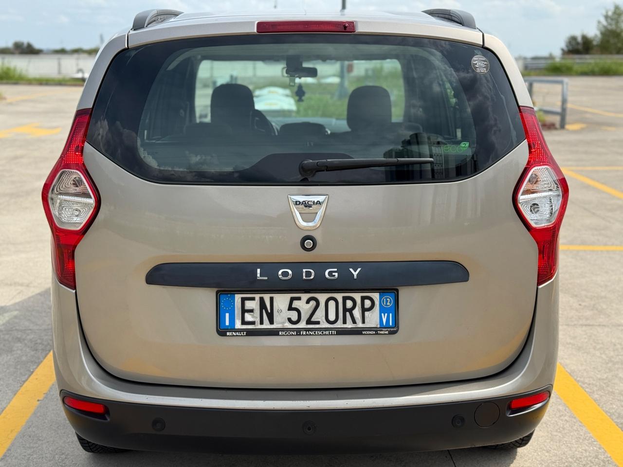 Dacia Lodgy 1.5 Diesel 90CV 5 posti OK NEOPATENTATI