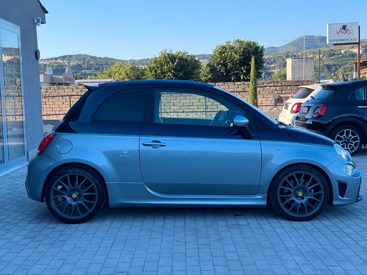 Abarth 695 C 1.4 Turbo T-Jet Rivale*AKRAPOVIC*CARBONIO*BEATS*PROMO*