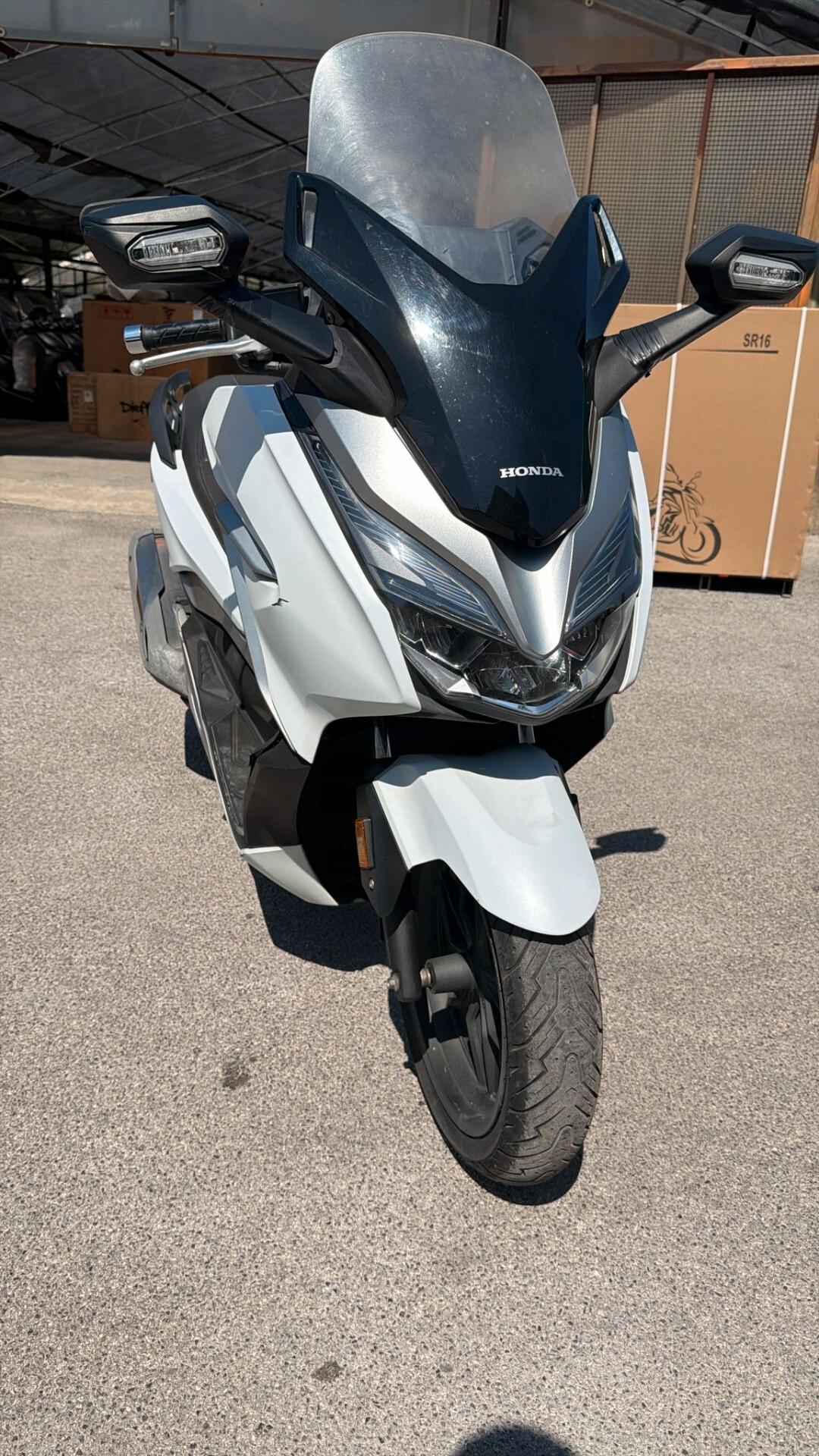 Honda Forza 300 del 2019 USATO