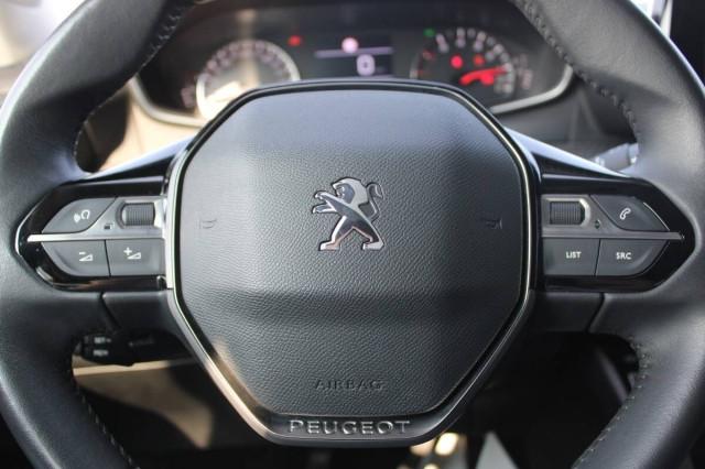 Peugeot 2008 1.2 puretech Active s&s 100cv Con CARPLAY