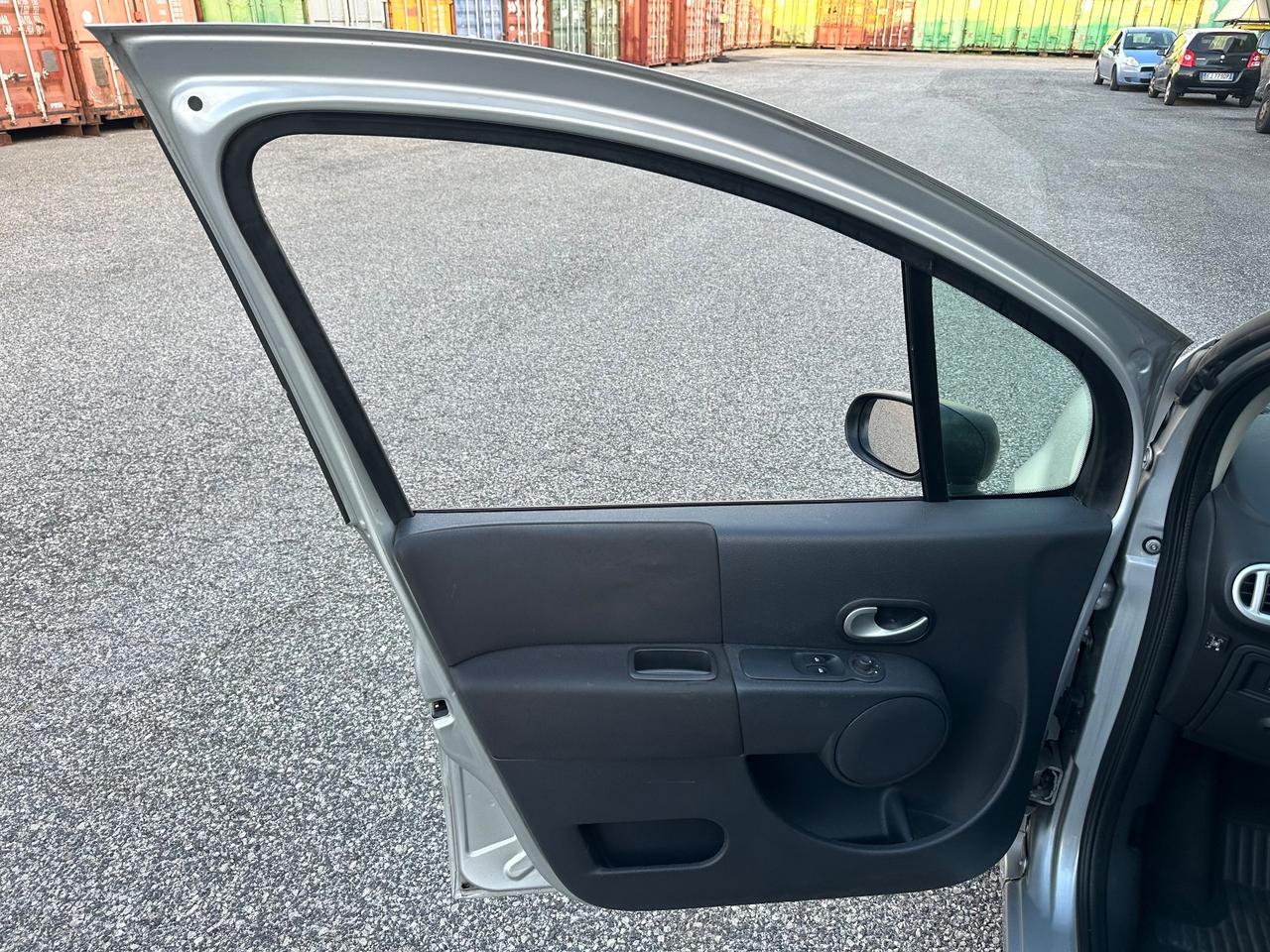 Renault Modus 1.2 16V Dynamique GPL AUTOMATICA