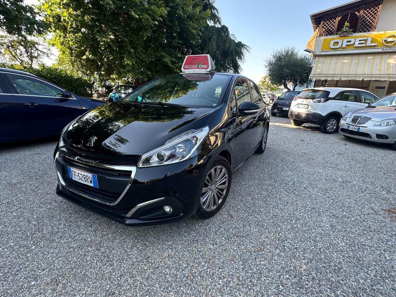 Peugeot 208 PureTech 82 5 porte Allure