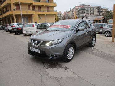 Nissan Qashqai 1.5 dCi MOLTO BELLA