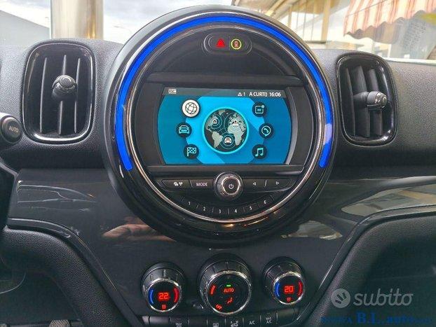 MINI - Countryman - Mini One Northwood Edition