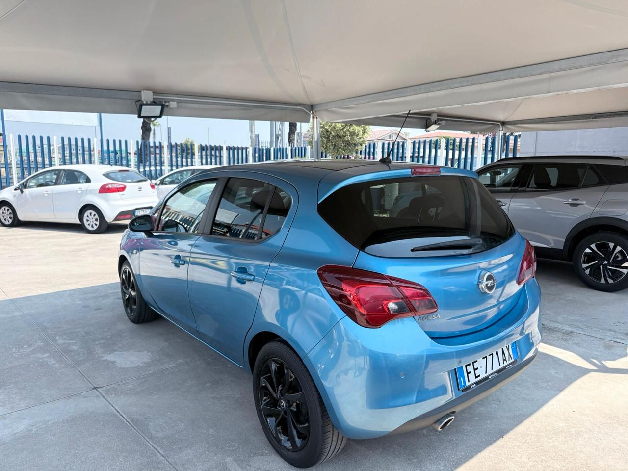 Opel Corsa 1.4 90CV GPL Tech 5 porte b-Color