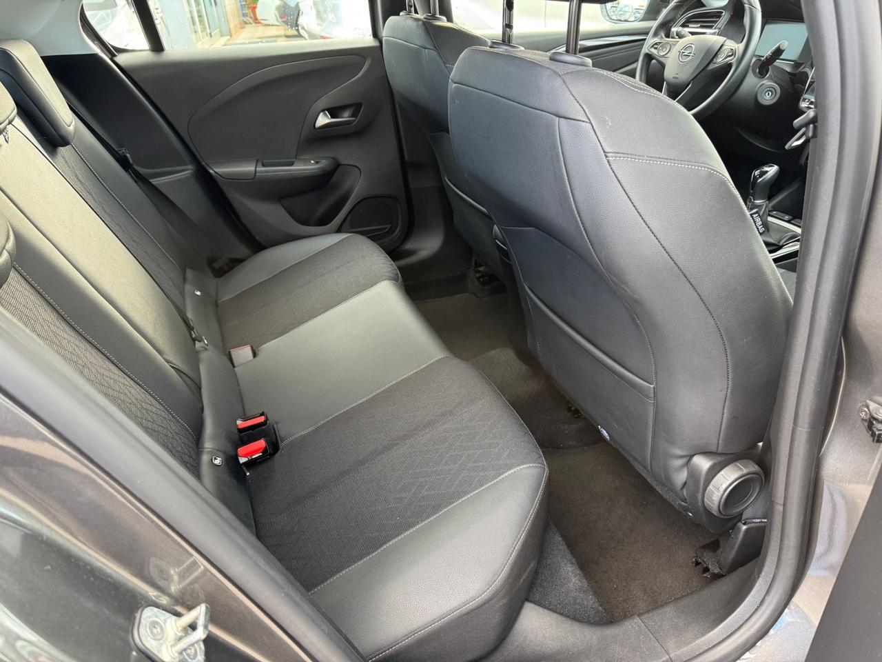 Opel Corsa 1.2 Elegance