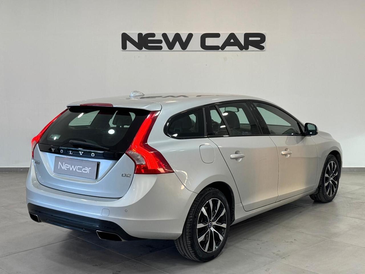 Volvo V60 D2 Geartronic Dynamic Edition