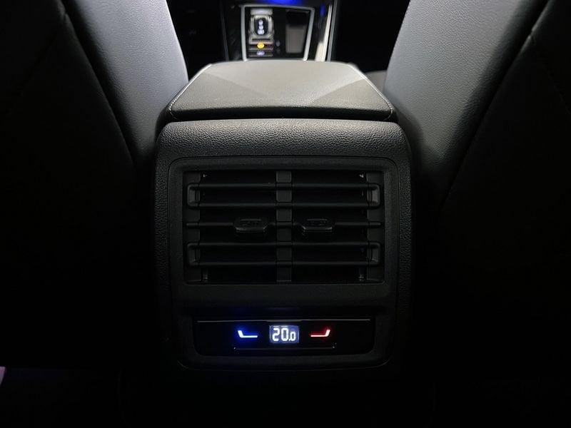 Volkswagen Golf Golf 1.5 TSI eHybrid DSG Style