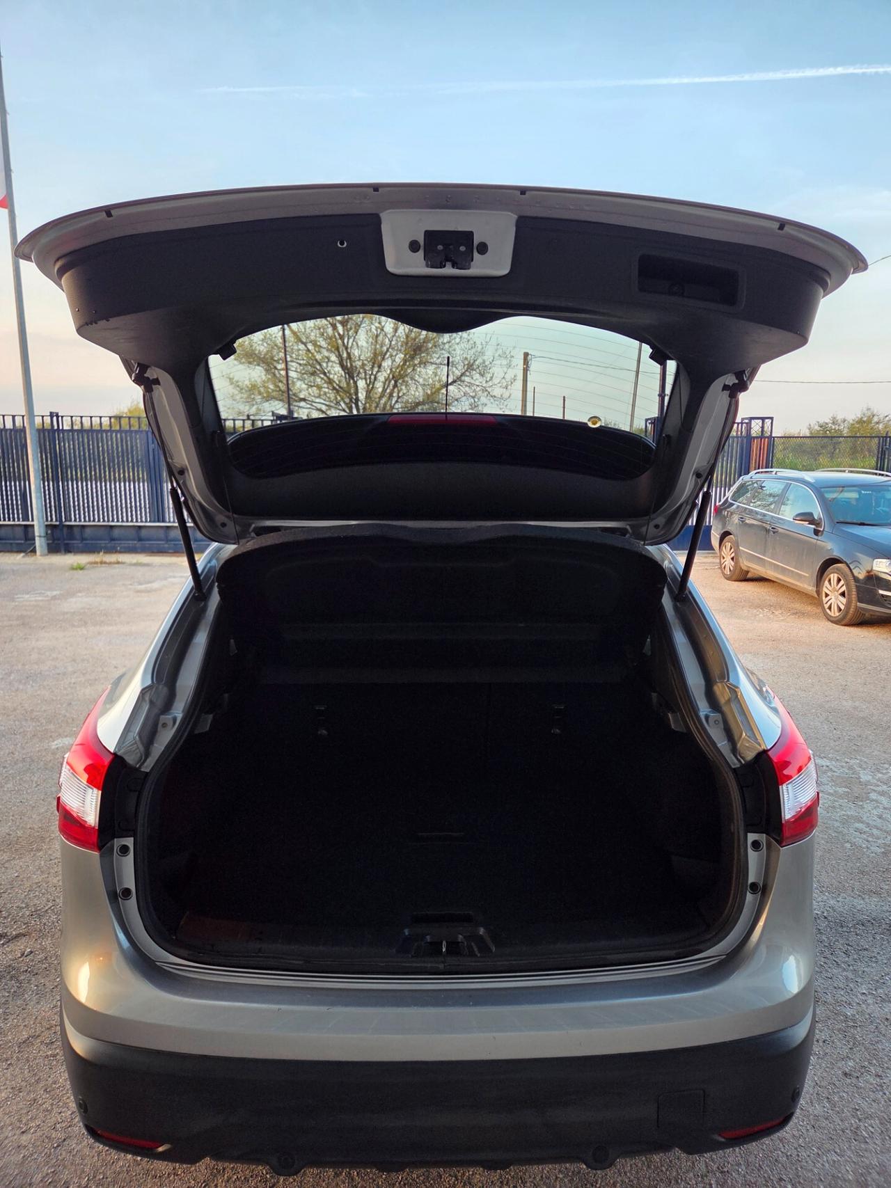 Nissan Qashqai 1.5 dCi Tekna