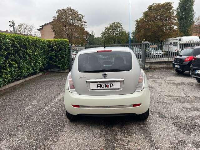 Lancia Ypsilon 1.2 Modamilano