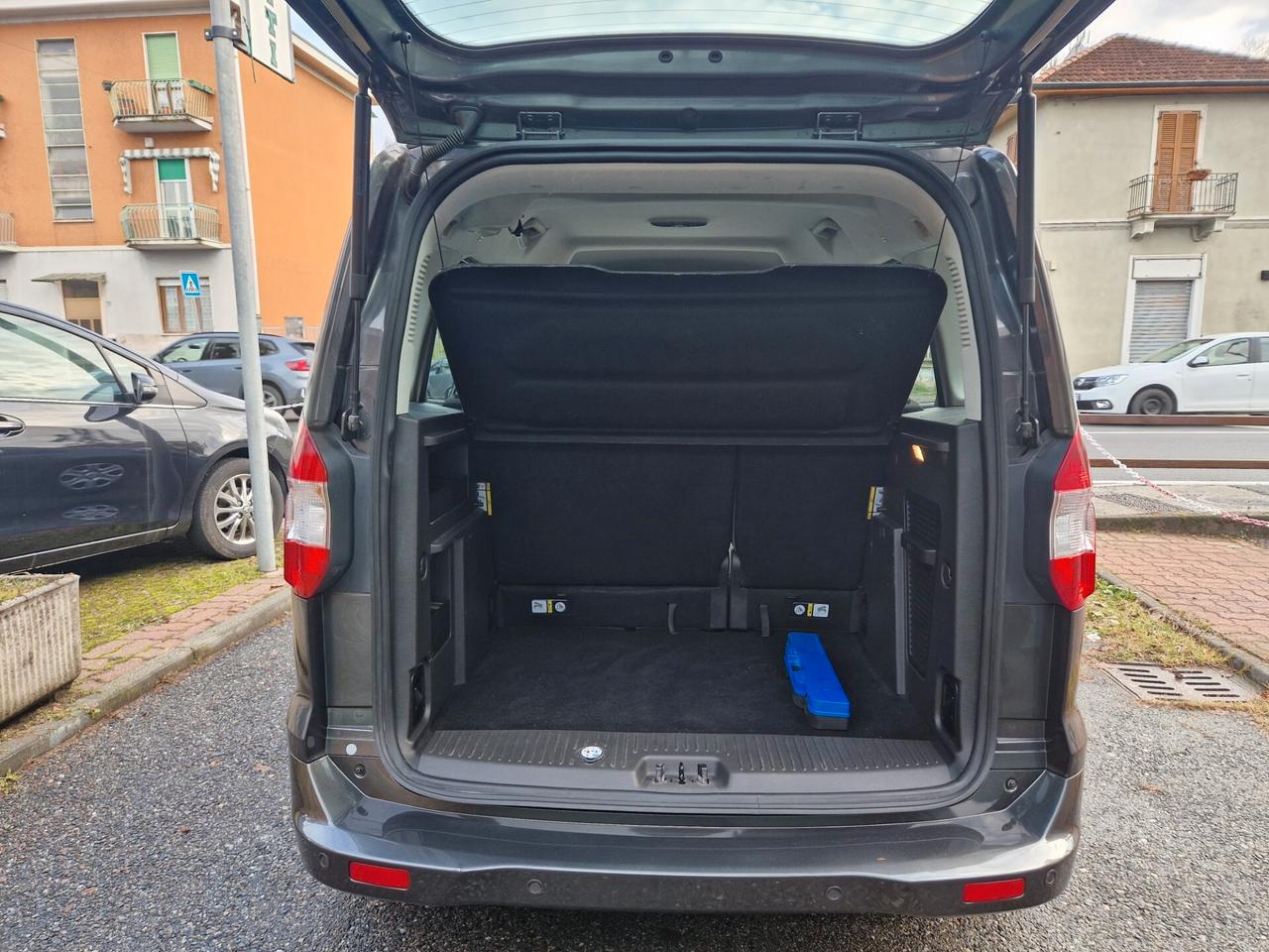 Ford Tourneo Courier 1.0 100CV "33.500 km" Bluetooth, Sensori, Ruotino