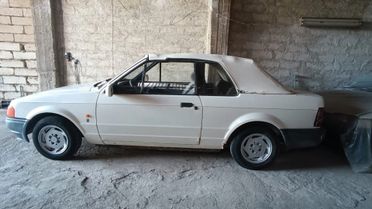 Ford Escort 1.4 Cabriolet Ghia