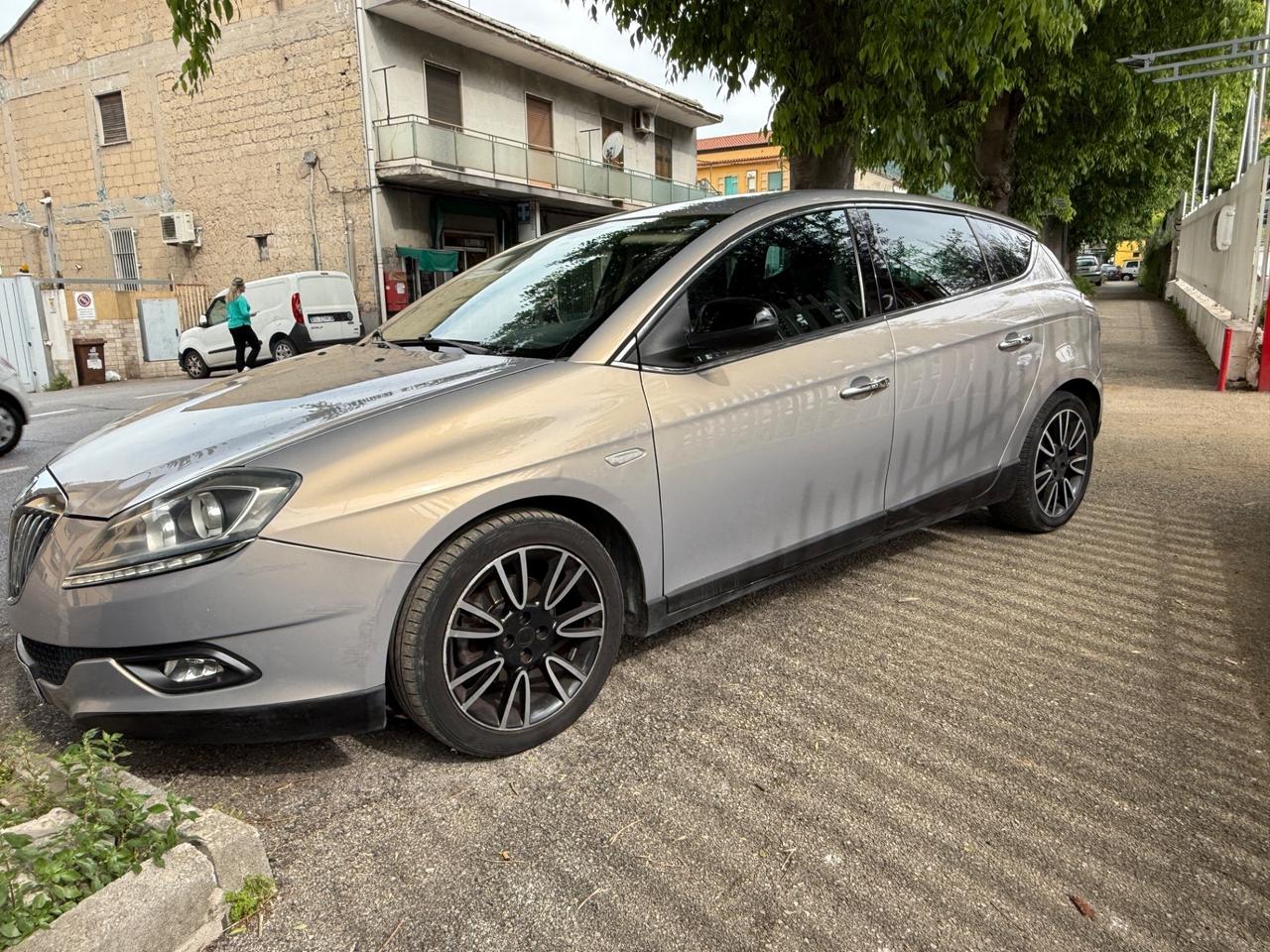 Lancia Delta 1.4 T-Jet 120 CV Argento
