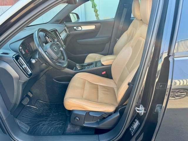 Volvo XC40 D4 AWD Geartronic Momentum