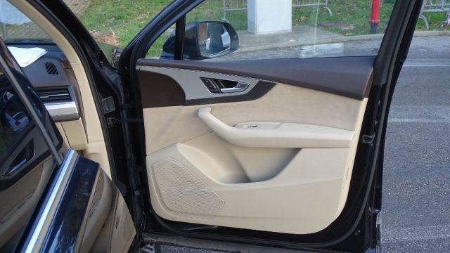 AUDI Q7 3.0 TDI 272 CV quattro tiptronic, Plus, Garanzia..