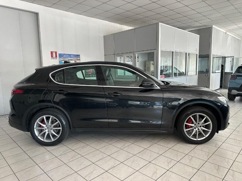 ALFA ROMEO Stelvio Stelvio 2.2 Turbodiesel 210 ...