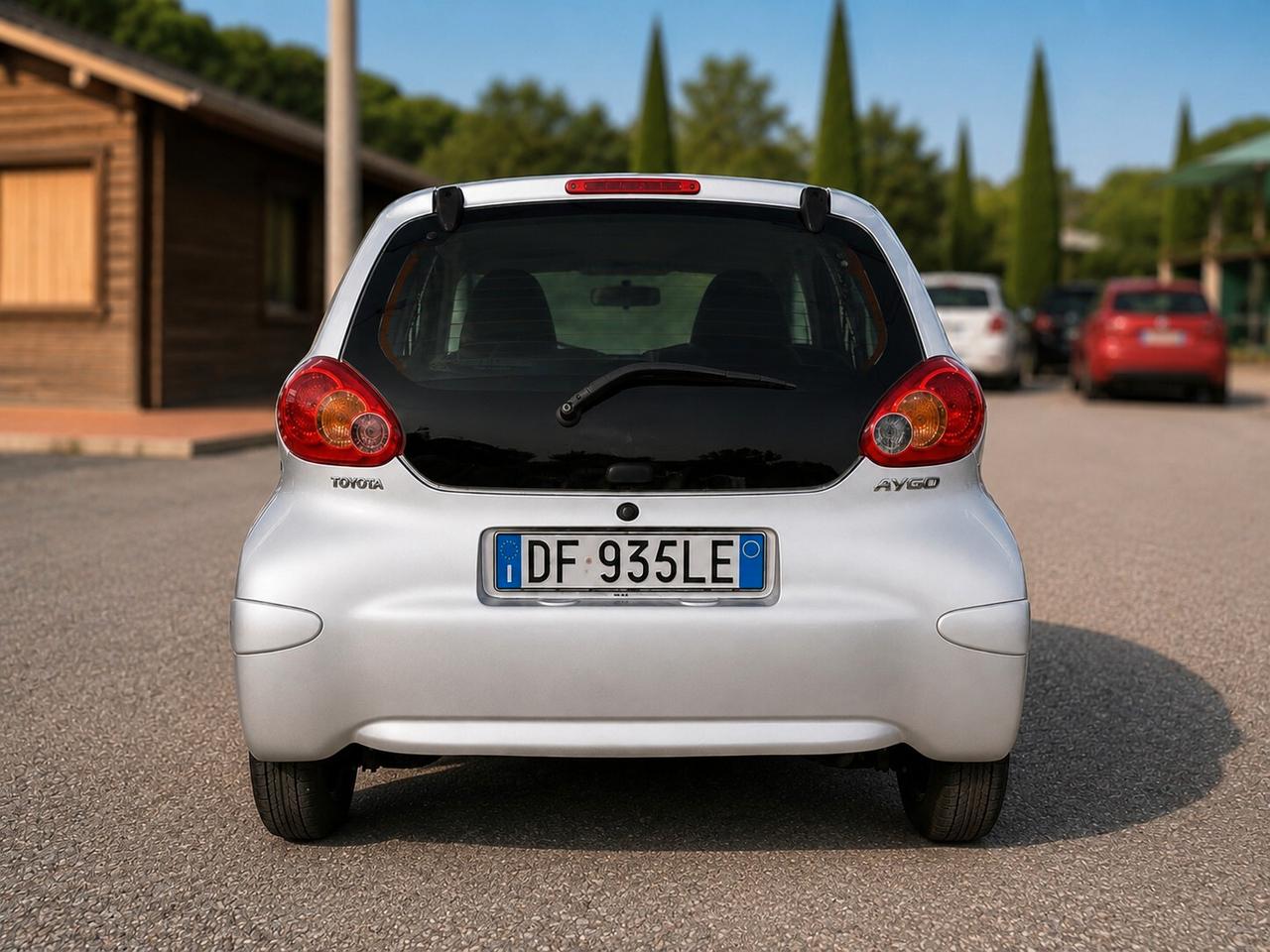 Toyota Aygo 1.0 12V VVT-i 5 porte Sol
