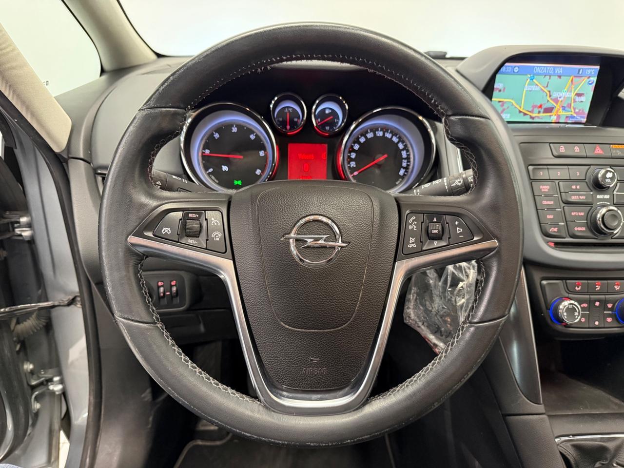 Opel Zafira Tourer 2.0 CDTi 7 POSTI