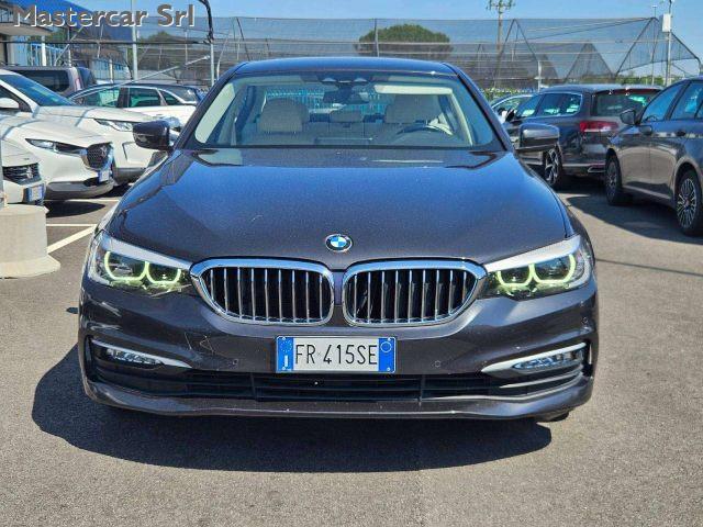 BMW 530 Berlina 530d xdrive Business 249cv auto - FR415SE