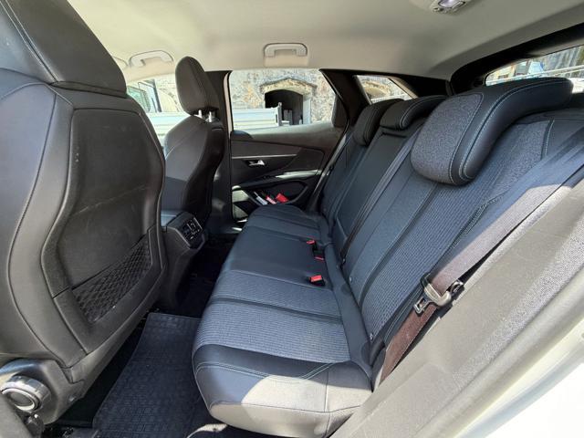 PEUGEOT 3008 BlueHDi 130 VAN EAT8 Allure N1 AUTOCARRO 5 POSTI