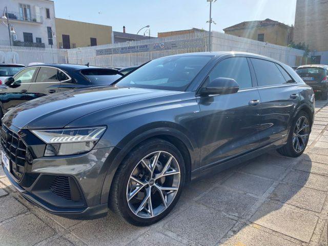 AUDI Q8 50 TDI 286 CV quattro tiptronic Sport