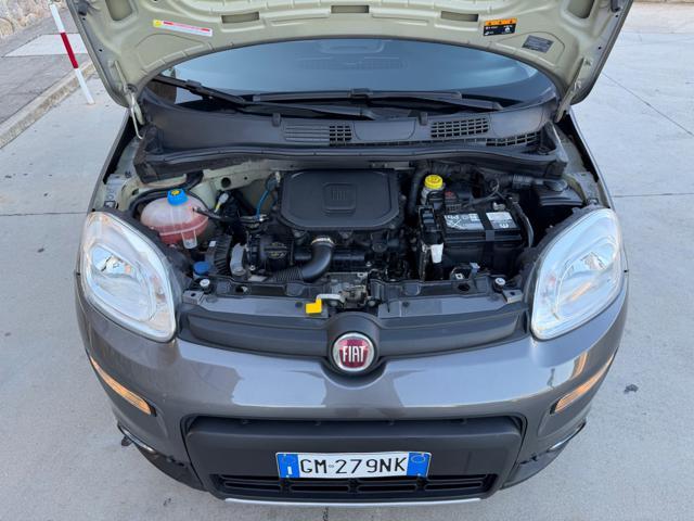 FIAT Panda 1.0 HYBRID CITY LIFE+CLIMATRONIC+SCHERMO+5POSTI
